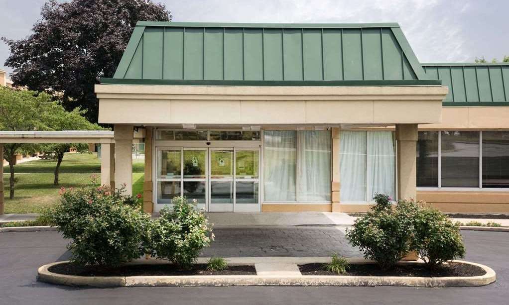 Days Inn & Suites by Wyndham York