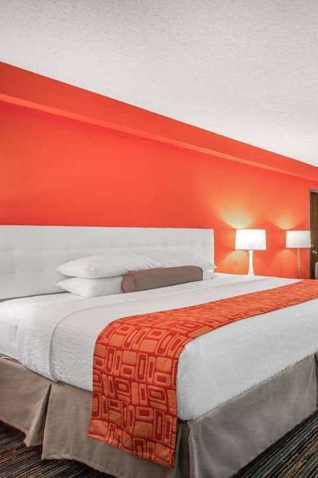 Hotel Howard Johnson by Wyndham Lexington photo 2