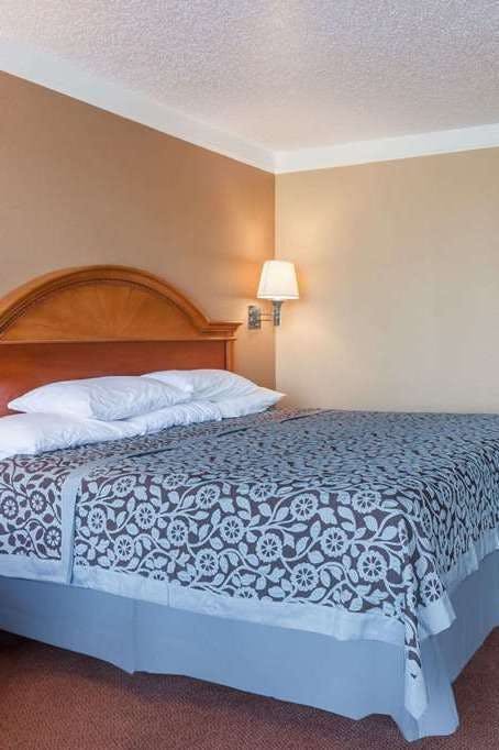 Hotel Days Inn by Wyndham Hillsboro TX photo 1