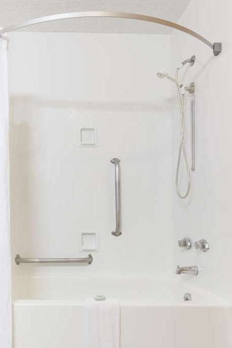 Hotel Days Inn by Wyndham Hillsboro TX photo 5