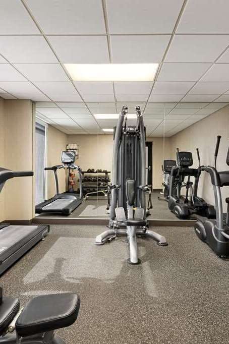 Hotel Wingate by Wyndham Wilmington photo 4