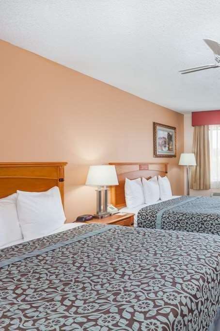 Hotel Days Inn by Wyndham Yuma photo 2