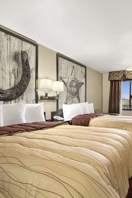 Hotel Super 8 by Wyndham Fort Worth TX photo 2