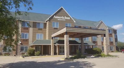 AmericInn by Wyndham Galesburg