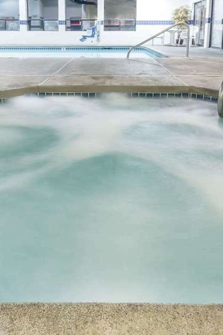 Hotel Super 8 by Wyndham Bend photo 5