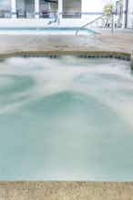 Hotel Super 8 Bend photo 5
