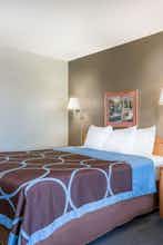Hotel Super 8 by Wyndham Portage photo 2