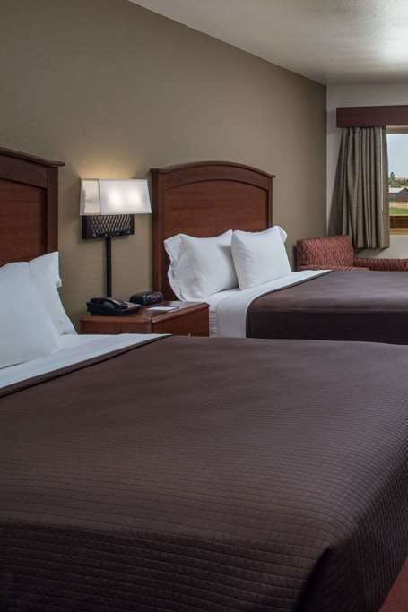 Hotel AmericInn by Wyndham Belle Fourche photo 2