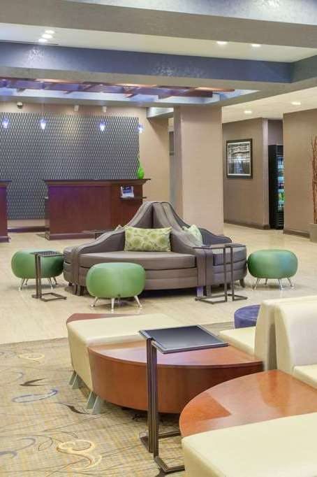 Hotel Wyndham Garden Elk Grove Village/O'Hare photo 5