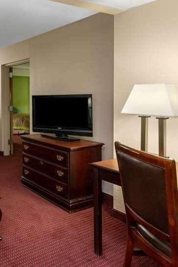 Hotel Super 8 by Wyndham Eureka Springs photo 3