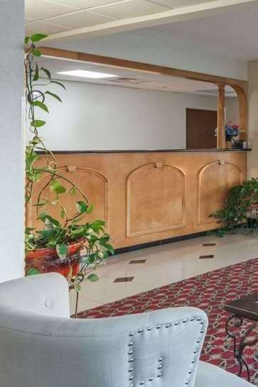 Hotel Days Inn by Wyndham LaPlace- New Orleans photo 5