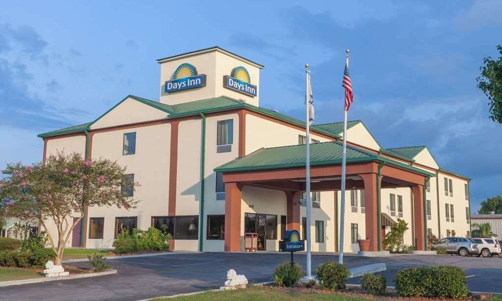 Days Inn by Wyndham LaPlace- New Orleans