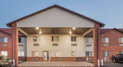 Super 8 by Wyndham Monmouth IL