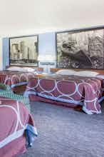 Hotel Super 8 by Wyndham Monmouth IL photo 2