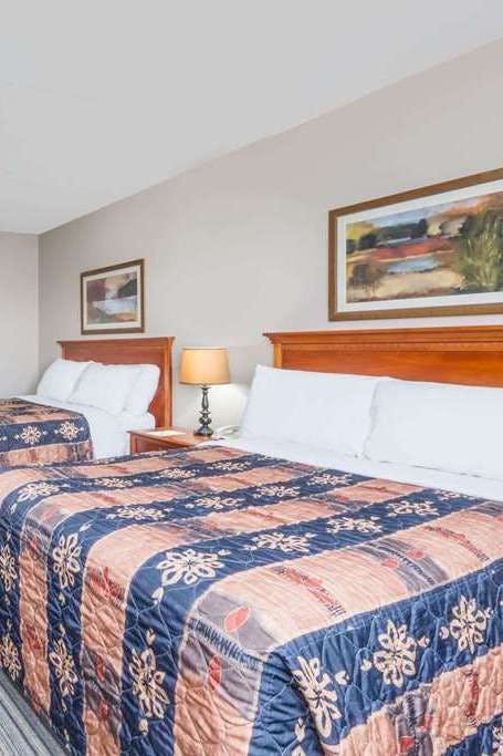 Hotel Ramada by Wyndham London photo 2