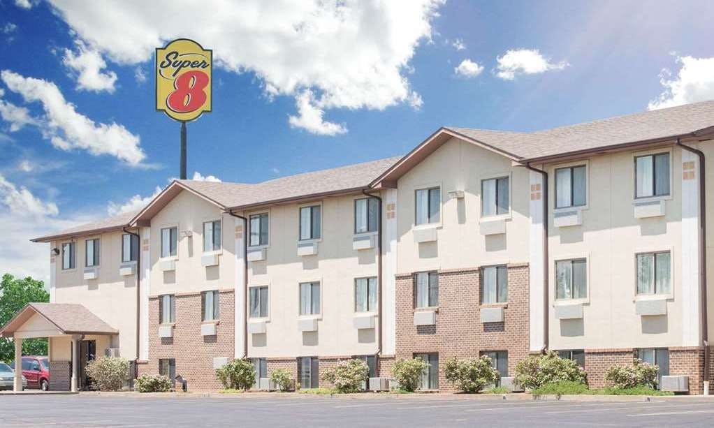 Super 8 by Wyndham Abilene KS