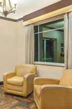 Hotel Super 8 by Wyndham Center photo 5