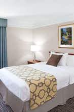 Hotel Baymont Texarkana photo 1