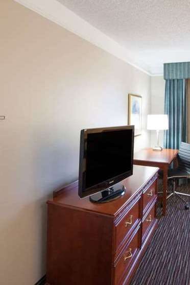 Hotel Baymont by Wyndham Texarkana photo 3