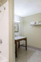 Hotel Days Inn & Suites by Wyndham Big Spring photo 4