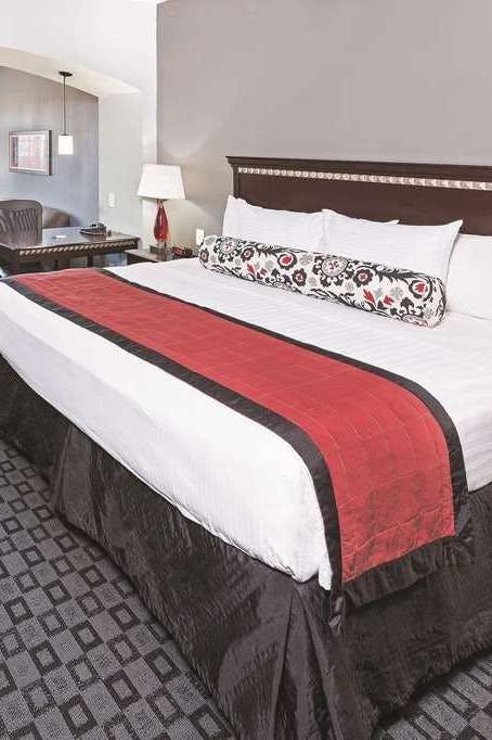 Hotel La Quinta Inn & Suites by Wyndham Decatur photo 3