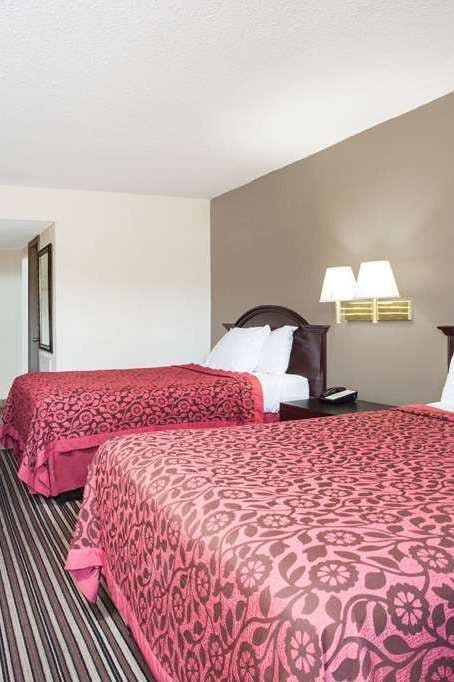 Hotel Days Inn by Wyndham Aberdeen photo 2