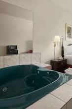 Hotel Days Inn And Suites Romeoville photo 5
