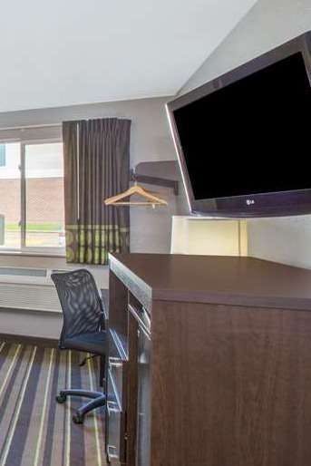 Hotel Super 8 by Wyndham Brookings photo 4