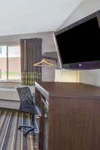Hotel Super 8 by Wyndham Brookings photo 4