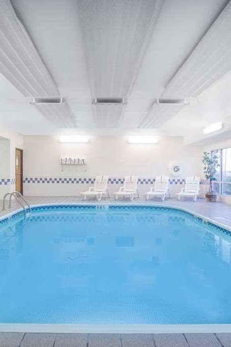 Hotel Baymont by Wyndham Casper East photo 5