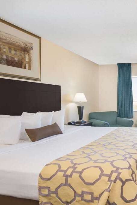 Hotel Baymont by Wyndham Casper East photo 1