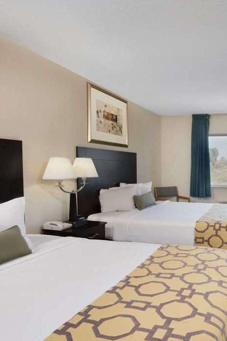 Hotel Baymont by Wyndham Casper East photo 2