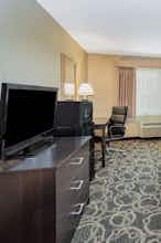 Hotel Baymont Suites Casper East photo 3