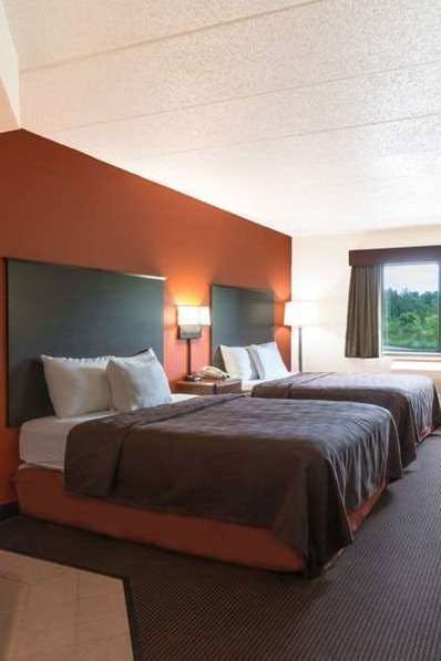 Hotel AmericInn Minocqua photo 2