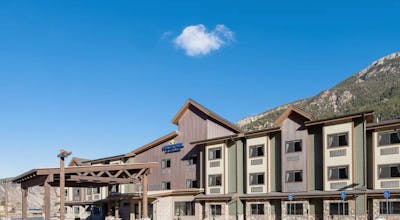 Microtel Inn & Suites by Wyndham Georgetown Lake