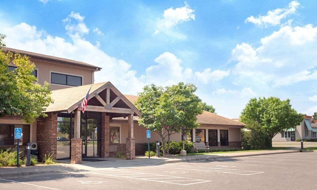 AmericInn by Wyndham North Branch