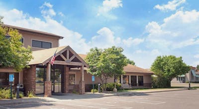 AmericInn by Wyndham North Branch