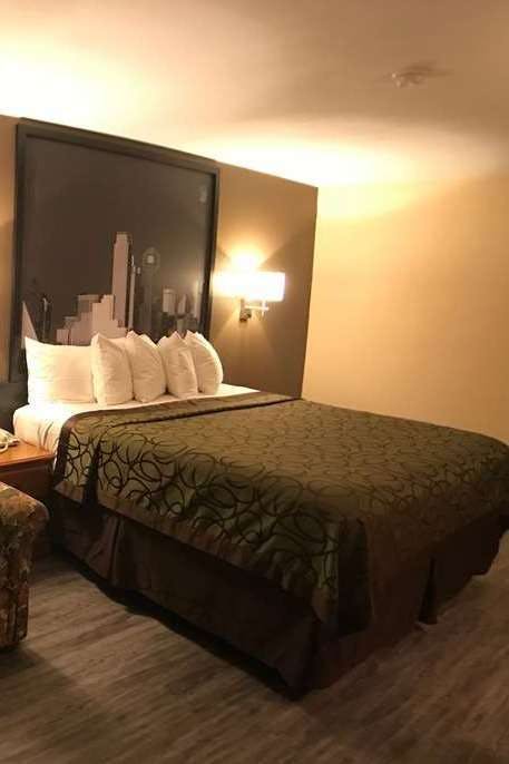 Hotel Super 8 by Wyndham Terrell photo 2