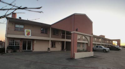Super 8 by Wyndham Terrell