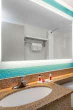 Hotel Howard Johnson by Wyndham Bangor photo 5