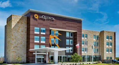 La Quinta Inn & Suites by Wyndham Terrell