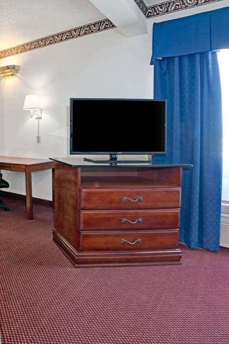 Hotel Days Inn by Wyndham Laramie photo 3