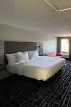 Hotel Baymont Chattanooga/Eastridge photo 1