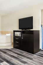 Hotel Super 8 Clinton photo 3