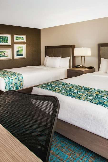 Hotel La Quinta Inn & Suites by Wyndham St. Paul-Woodbury photo 2