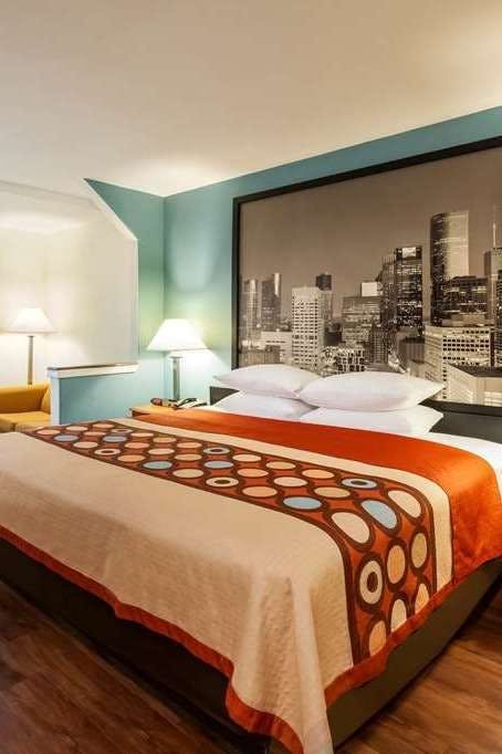 Hotel Super 8 by Wyndham Beaumont I-10 South/College St photo 1