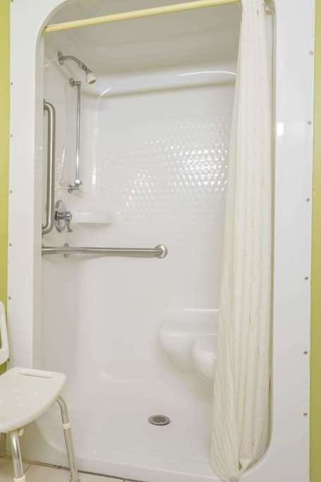 Hotel Super 8 Red Wing MN photo 5