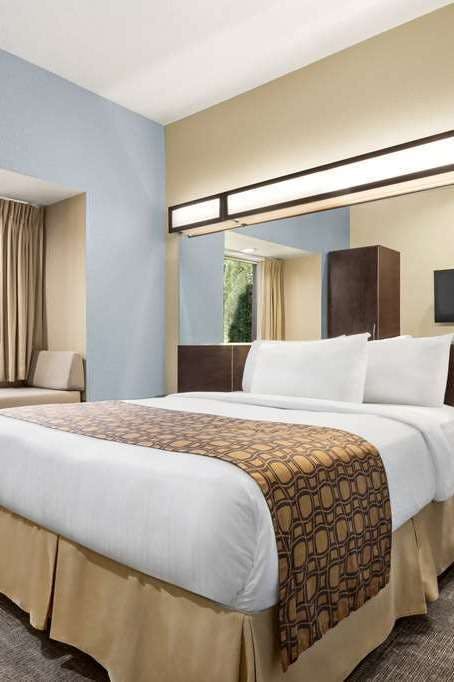 Hotel Microtel Woodstock photo 2