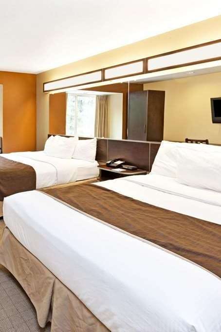 Hotel Microtel Woodstock photo 3