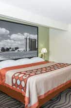 Hotel Super 8 by Wyndham Newton photo 1